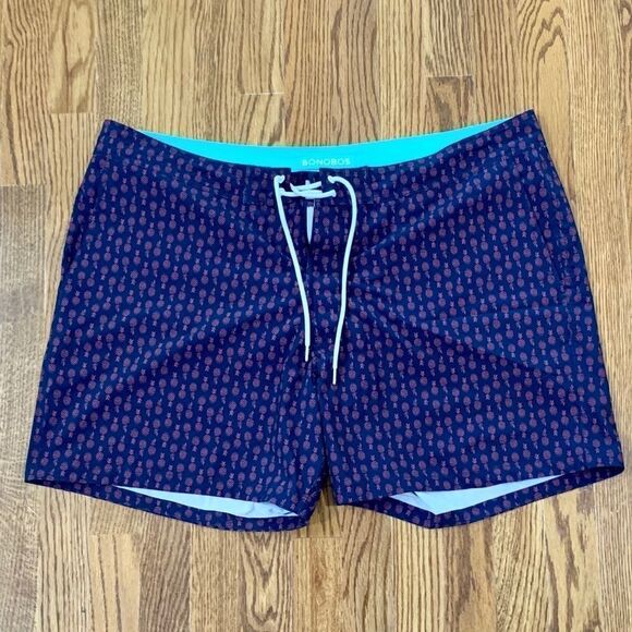 Bonobos 5” Swim Trunks with Pineapple Theme. - Picture 1 of 7